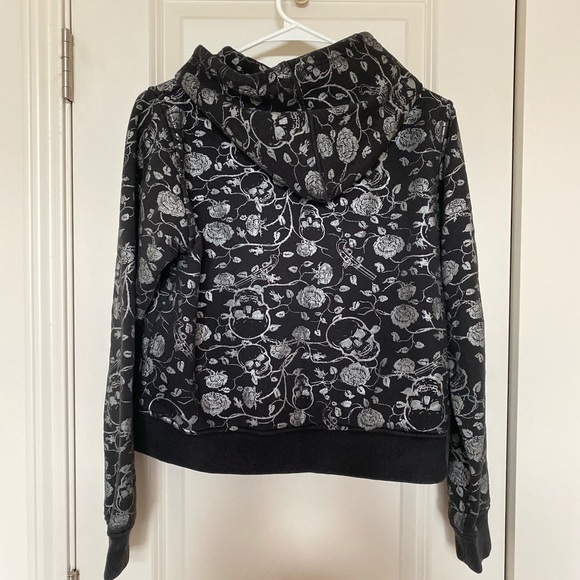 Black Floral-Skull Varsity Jacket - Picture 3 of 3